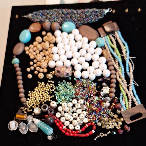 Colorful Beads - Picture 1 of 9